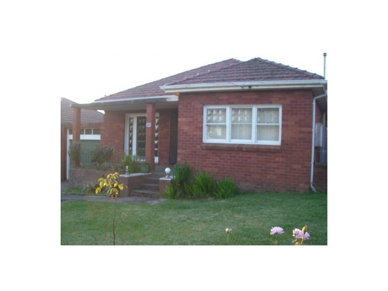 161 Old Kent Rd, Greenacre NSW 2190