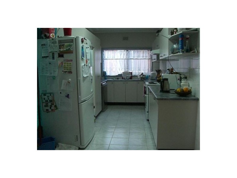 10 Clarke St, Bass Hill NSW 2197