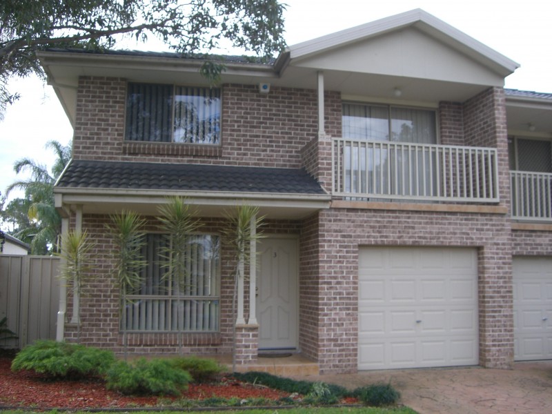 3/43 Araluen Ave, Moorebank NSW 2170