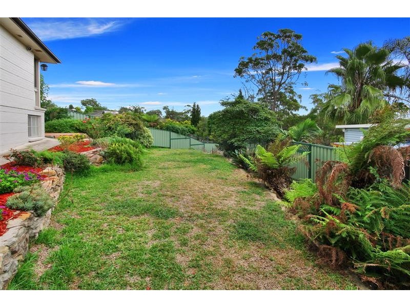 8 Oatley Place, Padstow Heights NSW 2211