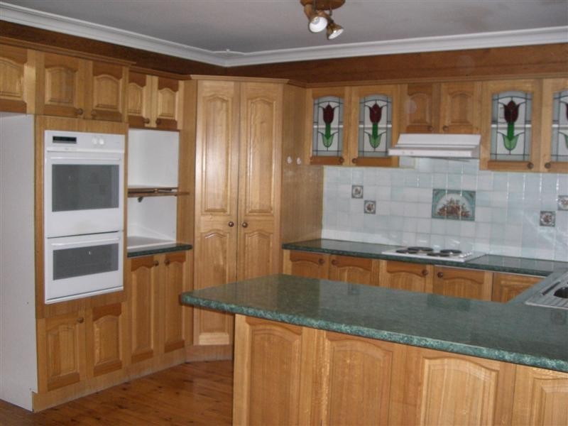 6 Lucinda Avenue, Georges Hall NSW 2198