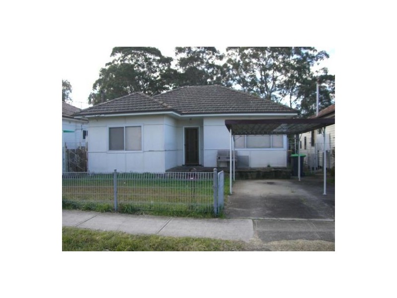 24 Swan St, Revesby NSW 2212