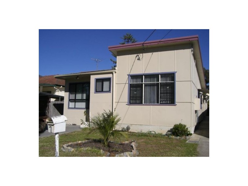 7 Paul St, Panania NSW 2213