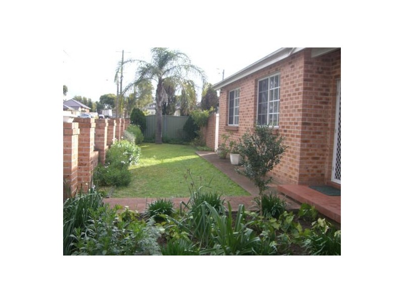 2b Alexander St, Yagoona NSW 2199