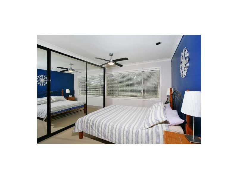 18 Dernancourt Pde, Milperra NSW 2214