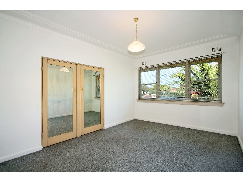 427 Princess Highway, Carlton NSW 2218