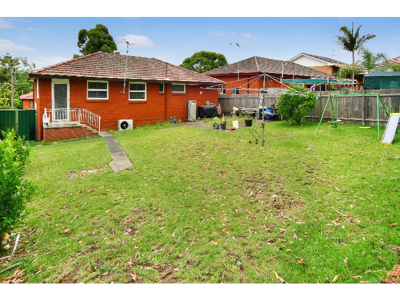 11 Susan Avenue, Padstow Heights NSW 2211