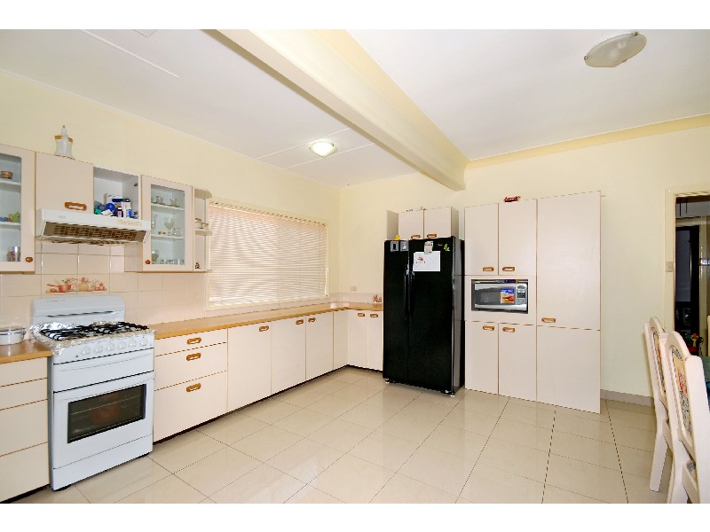 12 Barkl Avenue, Padstow NSW 2211