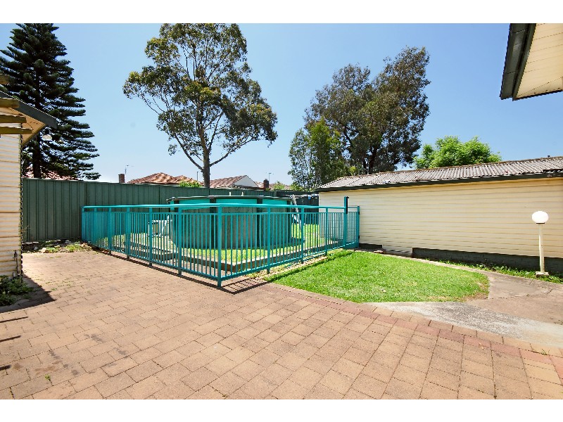 12 Barkl Avenue, Padstow NSW 2211