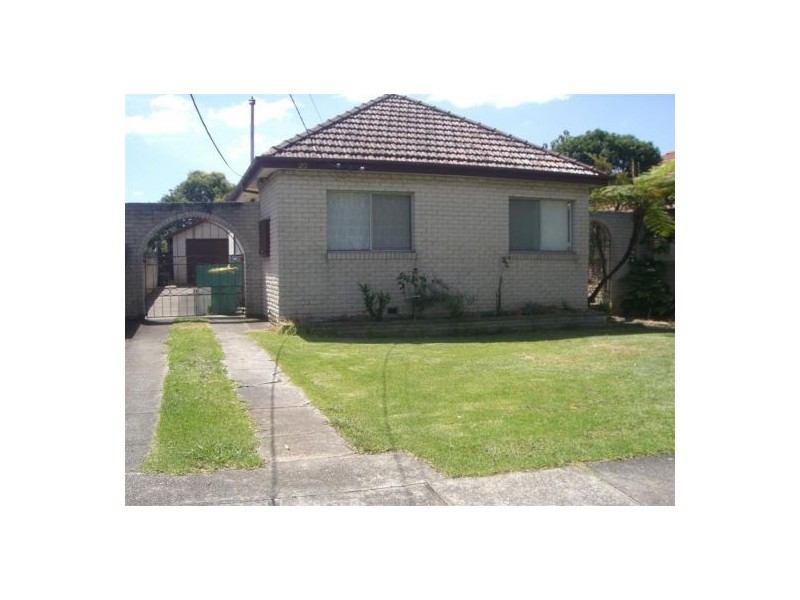 20 Banks Street, Padstow NSW 2211