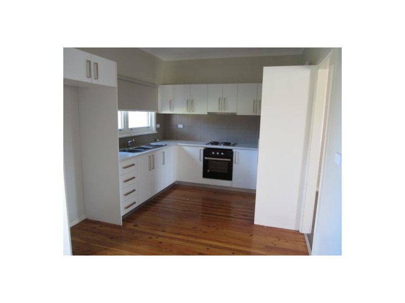 123 Parliament Rd, Macquarie Fields NSW 2564