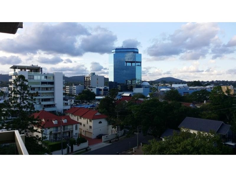 36 Glen Road, Toowong QLD 4066