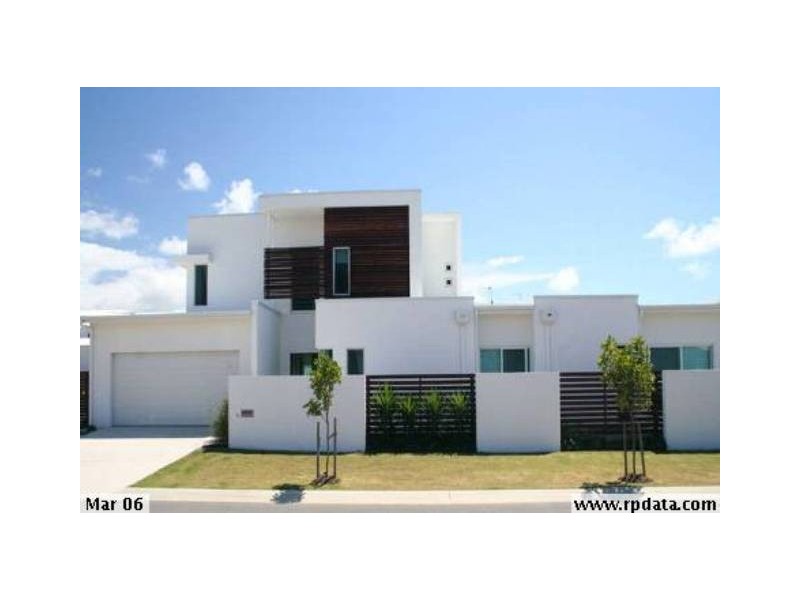 1 A Komodo Crt, Parrearra QLD 4575