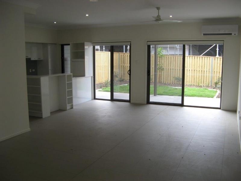 57 Moss Road, Wakerley QLD 4154