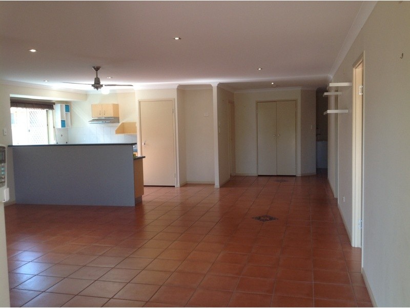 12 Glenn Street, Morayfield QLD 4506