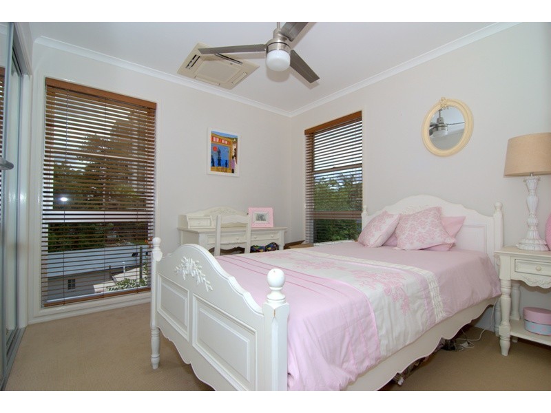 21 Hazelwood Street, Highgate Hill QLD 4101