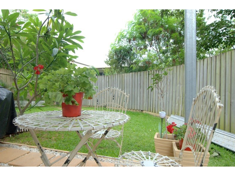 21 Hazelwood Street, Highgate Hill QLD 4101