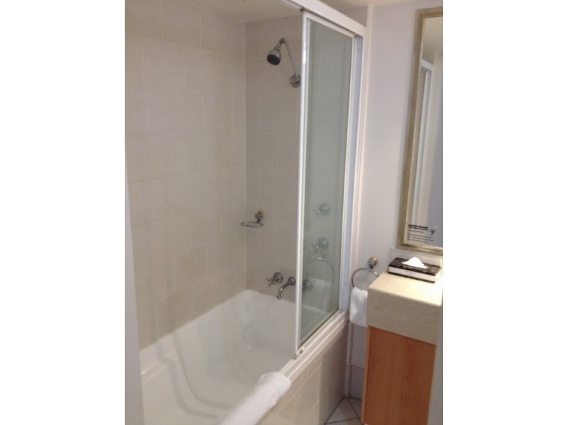 2036/2633 Gold Coast Highway, Broadbeach QLD 4218