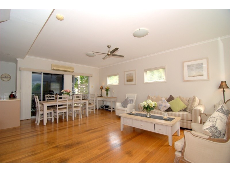 21 Hazelwood Street, Highgate Hill QLD 4101