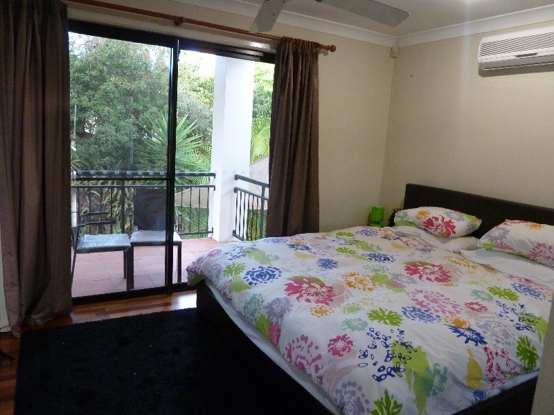 2/22-34 Glenside Drive, Robina QLD 4226