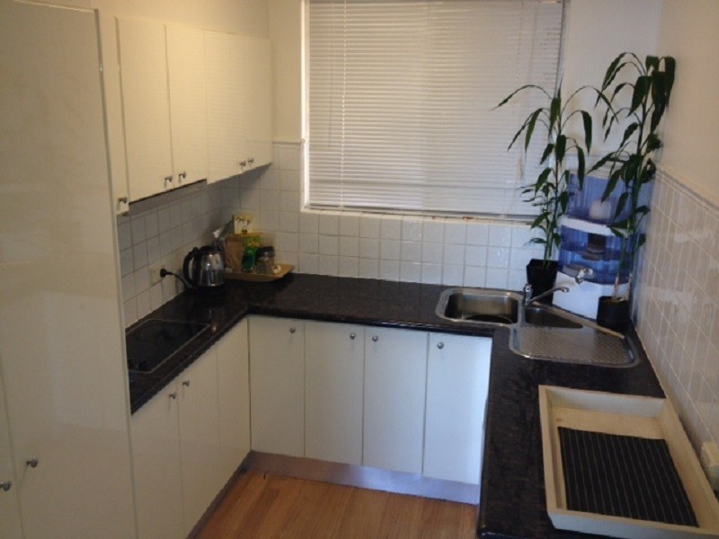 19/12 Goodwin Terrace, Burleigh Heads QLD 4220