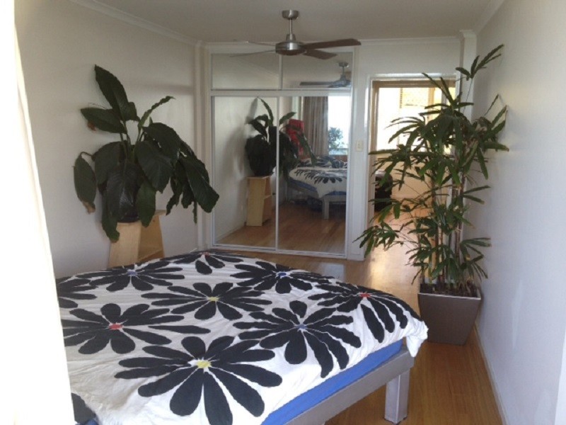 19/12 Goodwin Terrace, Burleigh Heads QLD 4220