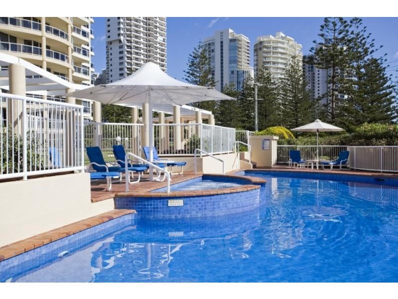 59 Pacific St, Main Beach QLD 4217