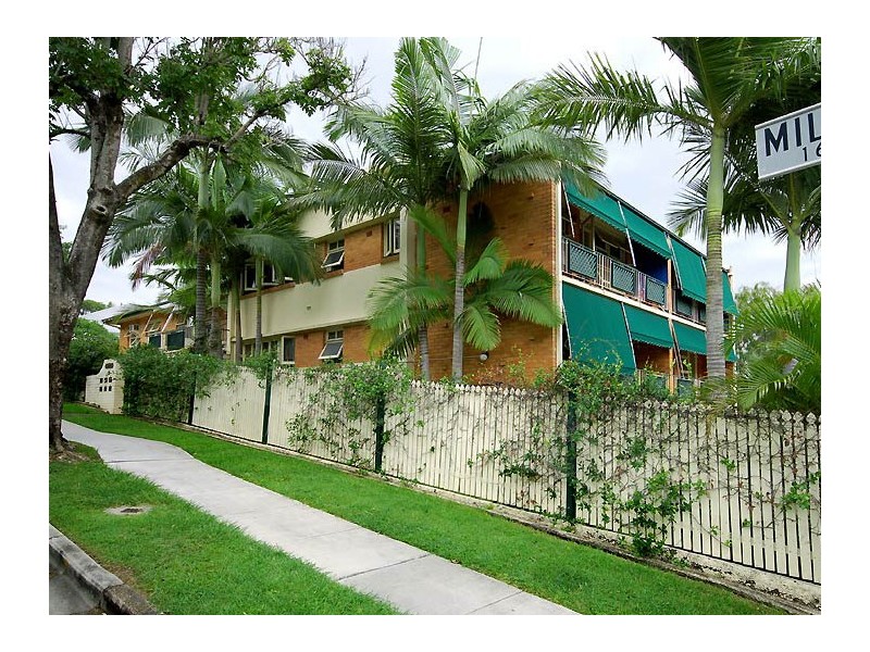 52 Miles Street, Clayfield QLD 4011