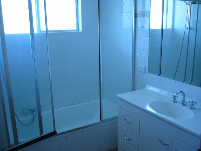 4/282 Marine Parade, Labrador QLD 4215