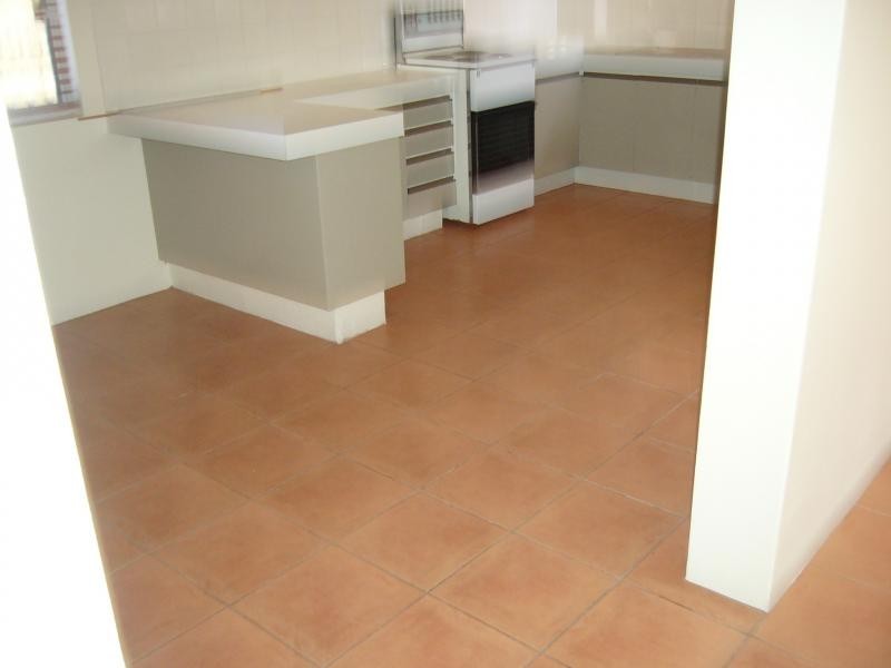 4/282 Marine Parade, Labrador QLD 4215