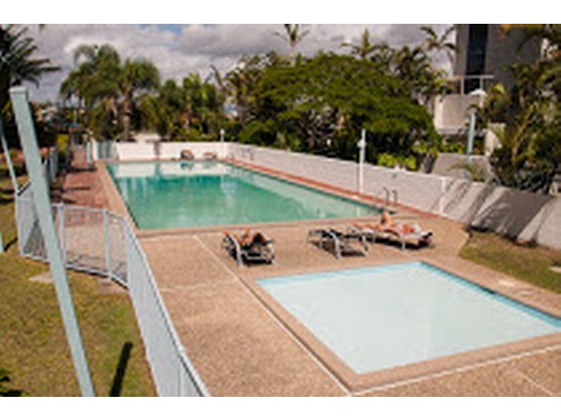 2 Riverview Parade, Surfers Paradise QLD 4217