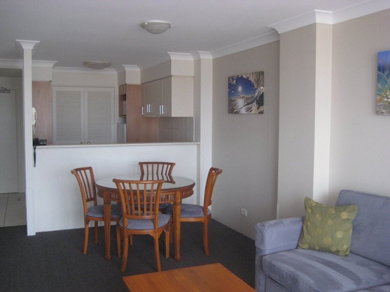 3081/2633 Gold Coast Highway, Broadbeach QLD 4218