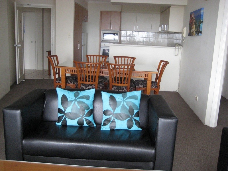 1102/2633 Gold Coast Highway, Broadbeach QLD 4218
