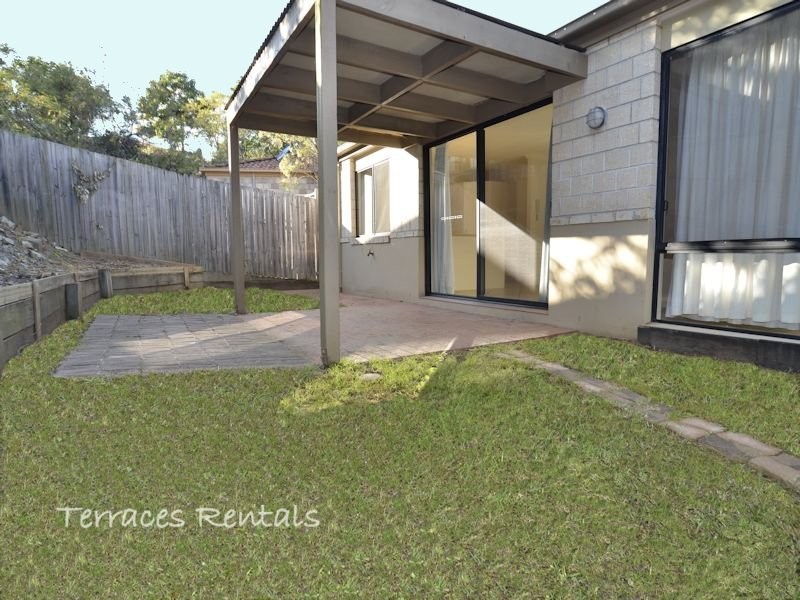 01/24 Amsonia Court,, Arundel QLD 4214