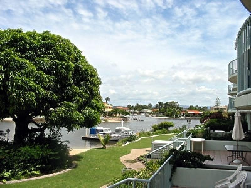Biggera Waters QLD 4216