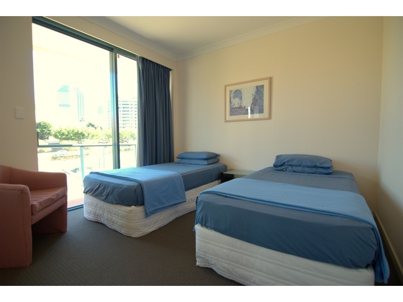 35 Ferry Street, Kangaroo Point QLD 4169