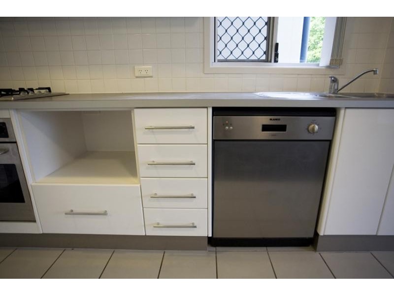 55/2 Campbell St, Toowong QLD 4066