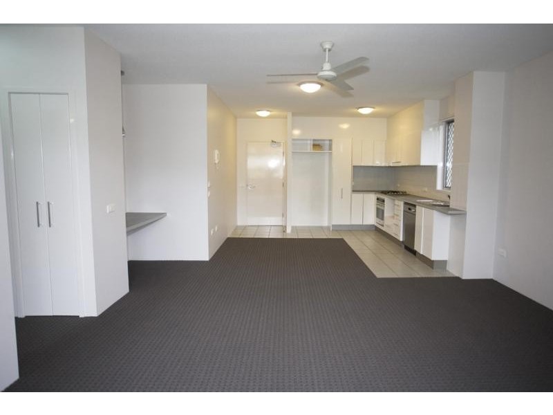 55/2 Campbell St, Toowong QLD 4066