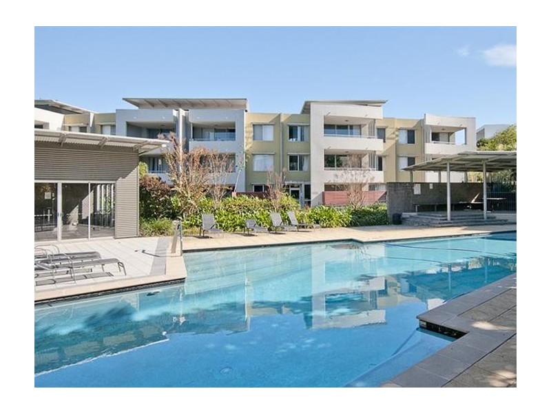55/2 Campbell St, Toowong QLD 4066