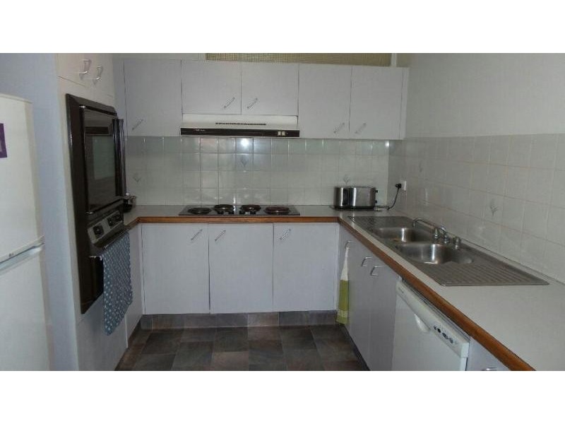 6/146 Pacific Parade, Bilinga QLD 4225