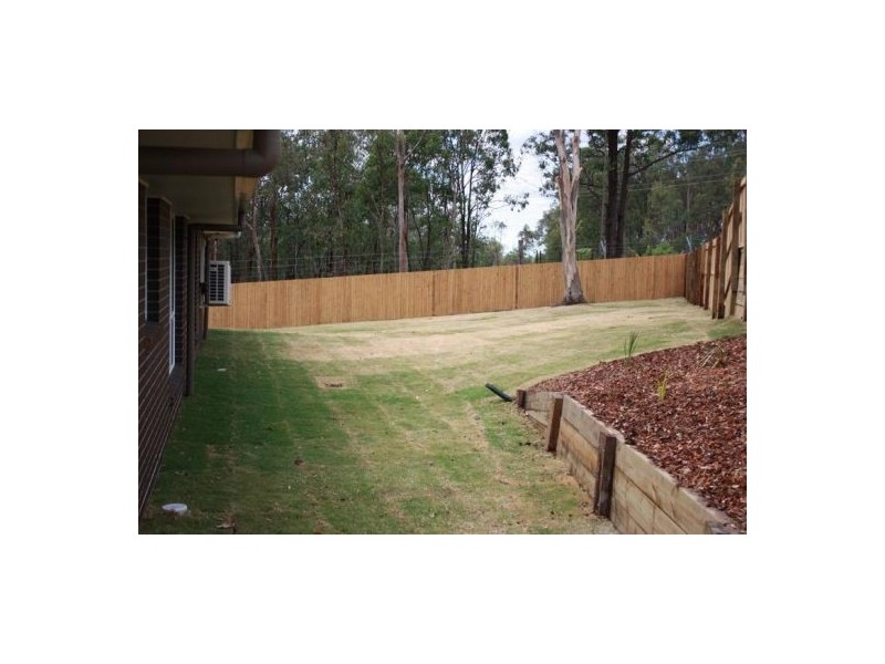 14 Forest Oak Drive, Chuwar QLD 4306