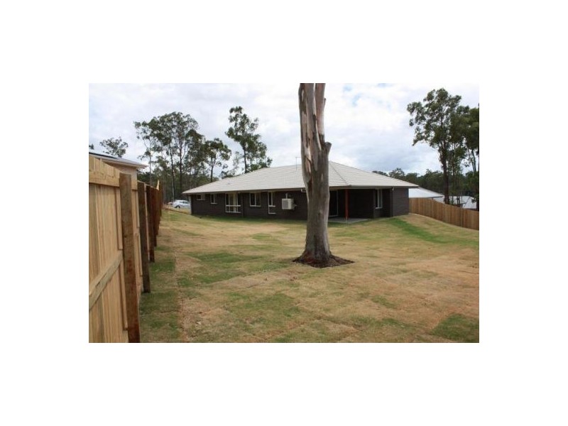 14 Forest Oak Drive, Chuwar QLD 4306