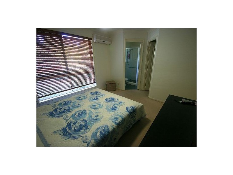 37/27 Camille Crescent, Wynnum West QLD 4178