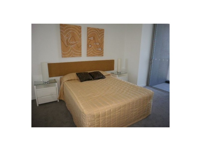 9 Lawson, Southport QLD 4215