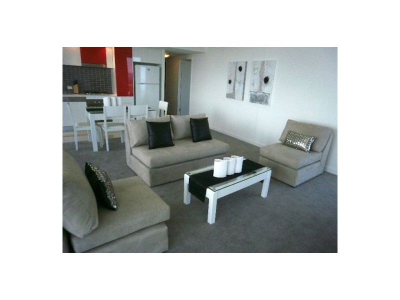 9 Lawson, Southport QLD 4215