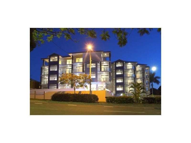 41 Anzac Avenue, Redcliffe QLD 4020