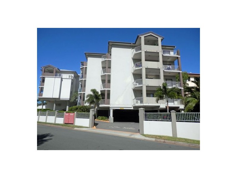 41 Anzac Avenue, Redcliffe QLD 4020