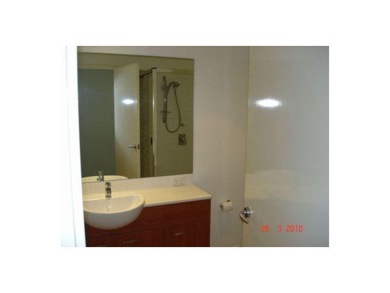 13-23 Bright Street, Labrador QLD 4215