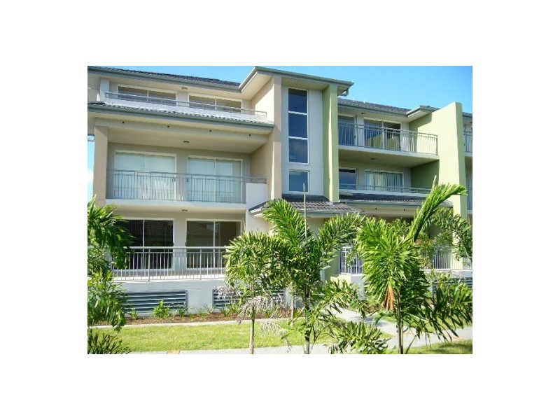 613/33 Clark Street, Biggera Waters QLD 4216