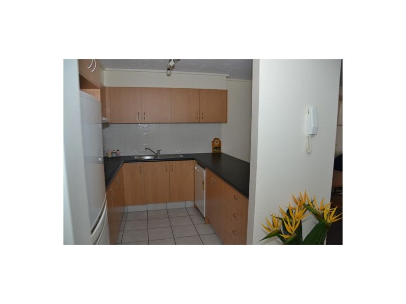 67 Ferny Avenue, Surfers Paradise QLD 4217